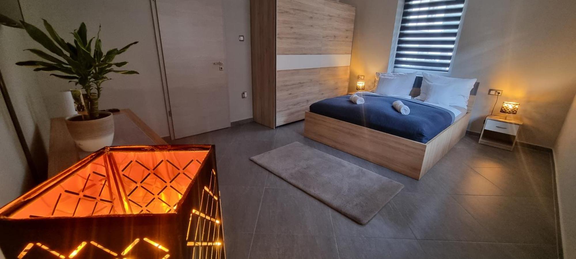 Hos-Cegledi Vendeghaz Miskolc -Oenallo Otthon, Mely Csak Az Oenoeke Экстерьер фото